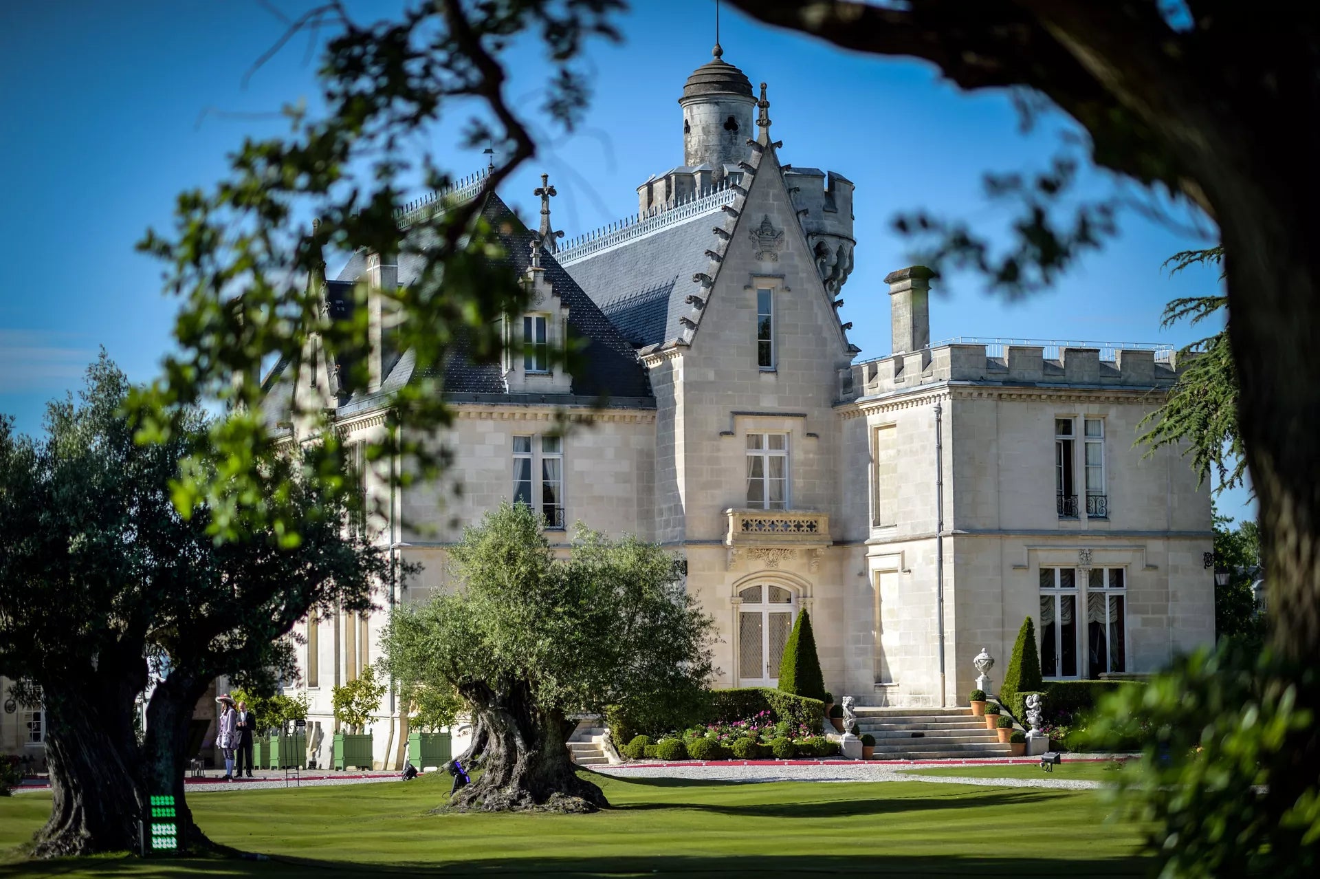 Château Pape Clément Estate and Vineyards